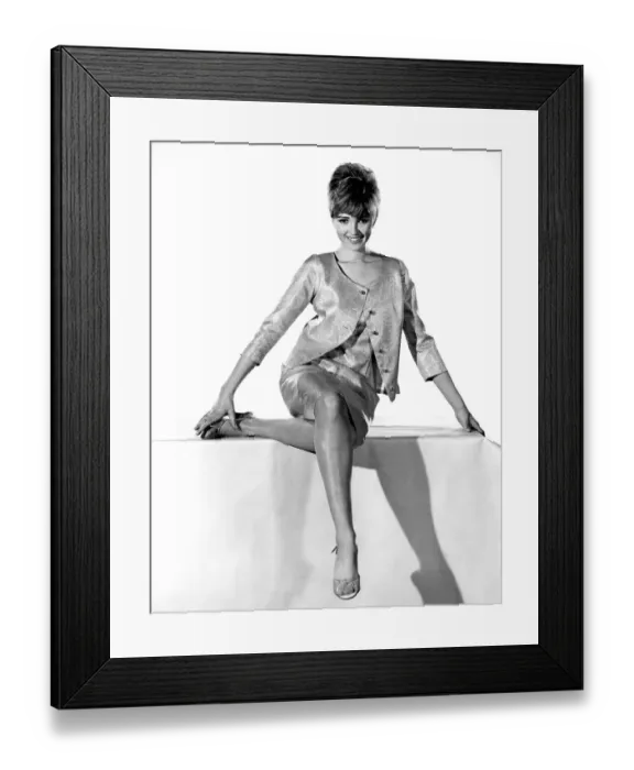 Framed Print : Reveille Fashions: Vivienne Cornwall. January 1965 P007716