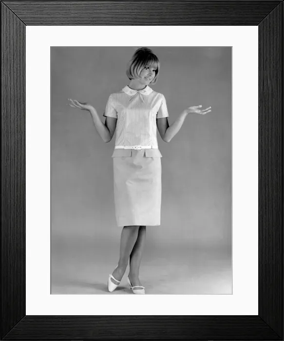 Framed Print : Reveille Fashions 1965: Marilyn Rickards. July 1965 P007779 Framed Print : Reveille Fashions 1965: Marilyn Rickards. July 1965 P007779