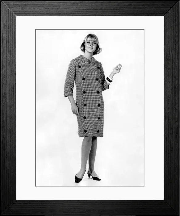 Framed Print : Reveille Fashions 1965: Marilyn Rickard. October 1965 P007761