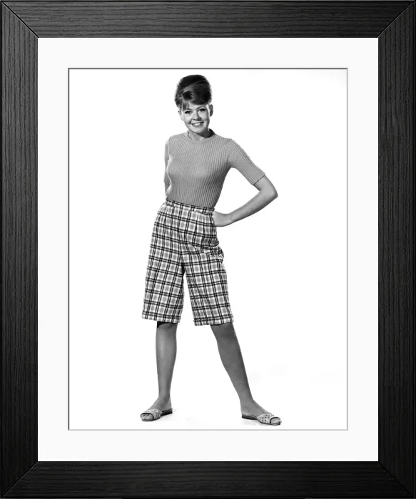 Framed Print : Reveille Fashions 1965: Ann Jarvis. December 1965 P007719 Framed Print : Reveille Fashions 1965: Ann Jarvis. December 1965 P007719