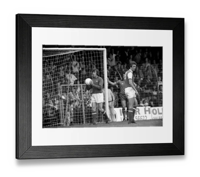 Framed Print : Luton Town. vs. Arsenal. Pat Jennings with the ball. August 1977 77-04352-044