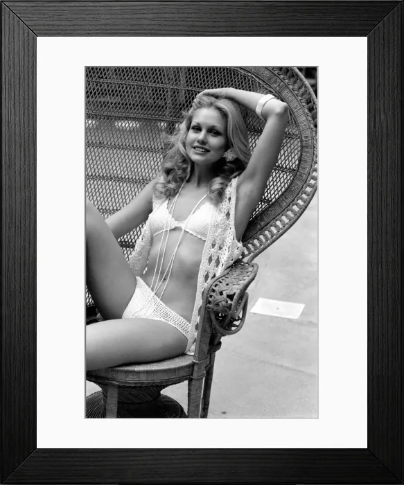 Framed Print : Fashion: Miss South Africa (Miss World). Annaline Kriel. March 1975 75-01350-022 Framed Print : Fashion: Miss South Africa (Miss World). Annaline Kriel. March 1975 75-01350-022