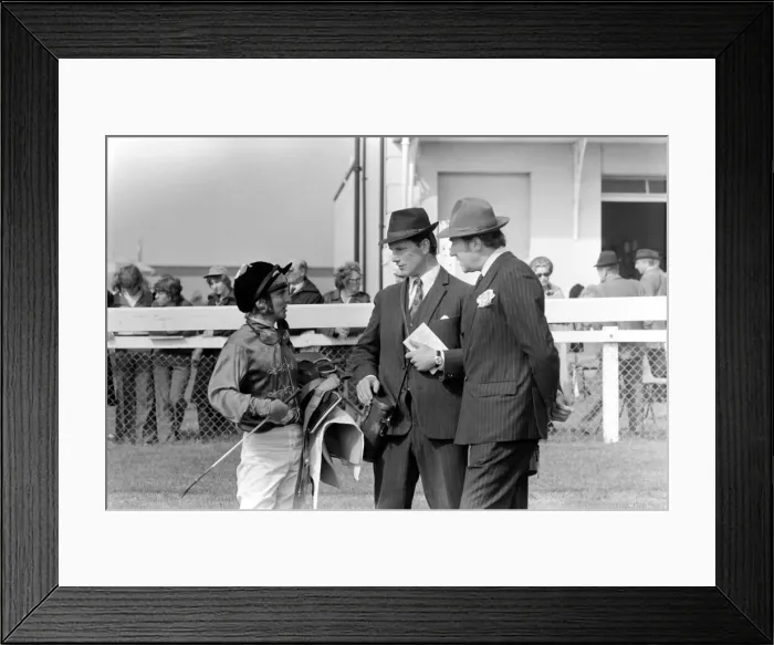 Framed Print : Jockey Willie Carson. All the Queens Horses Framed Print : Jockey Willie Carson. All the Queens Horses
