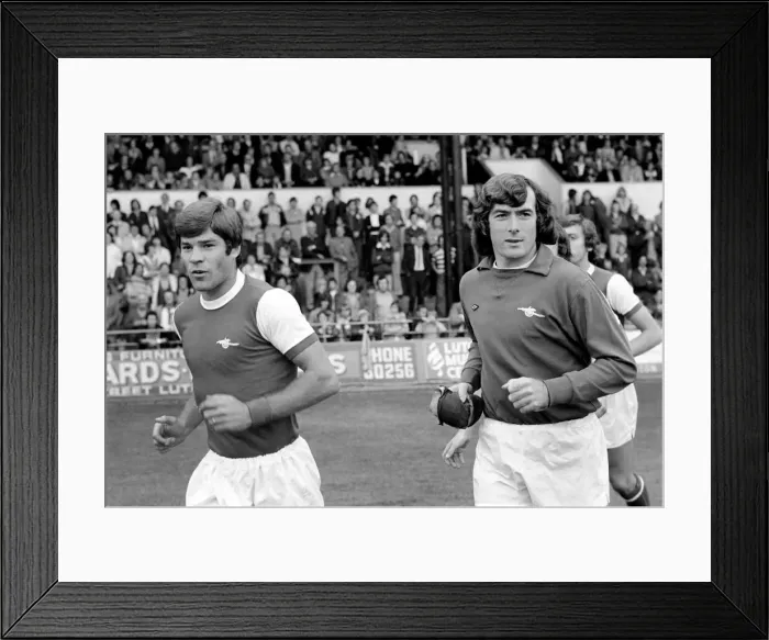 Framed Print : Luton Town. vs. Arsenal. Macdonald pictured with Jennings. August 1977 77-04352-007 Framed Print : Luton Town. vs. Arsenal. Macdonald pictured with Jennings. August 1977 77-04352-007