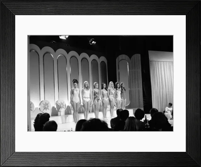 Framed Print : Miss United Kingdom beauty contest at Blackpool. The contestants line up before