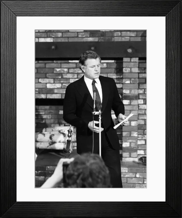 Framed Print : Senator Edward Kennedy on the campaign trail ahead of the New Hampshire Primary Framed Print : Senator Edward Kennedy on the campaign trail ahead of the New Hampshire Primary