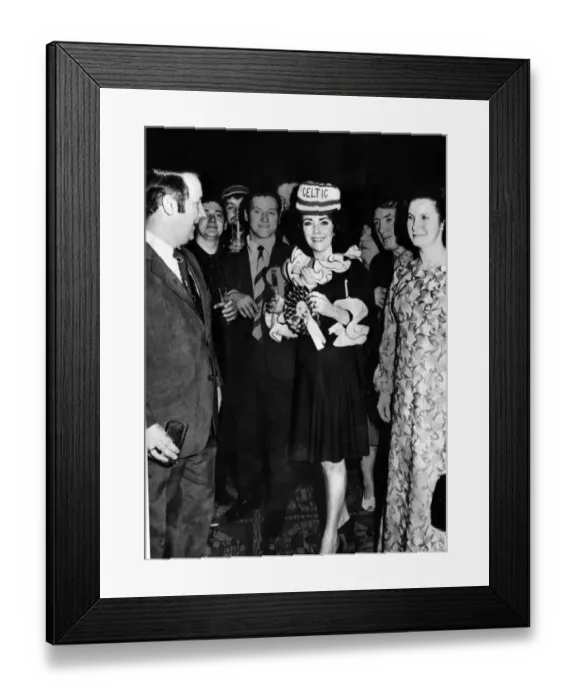 Framed Print : Film actress Elizabeth Taylor, made an honorary Celtic fan after flinging a &pound