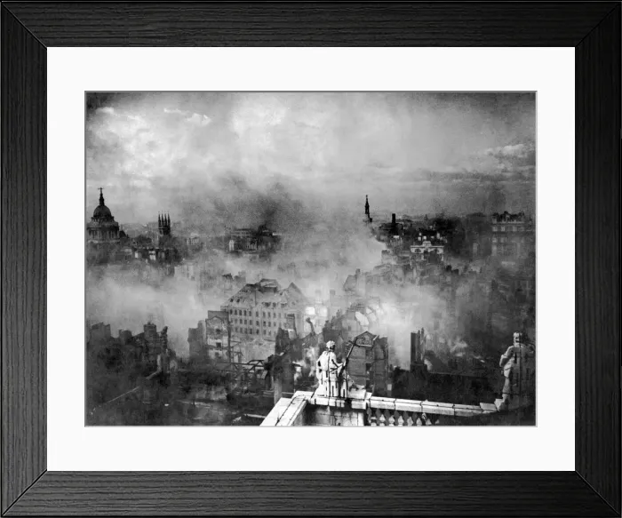 Framed Print : View of the city of London taken from the roof of St Paul Framed Print : View of the city of London taken from the roof of St Paul