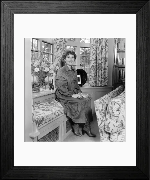 Framed Print : Lulu At Home. April 1977 77-02198 Framed Print : Lulu At Home. April 1977 77-02198