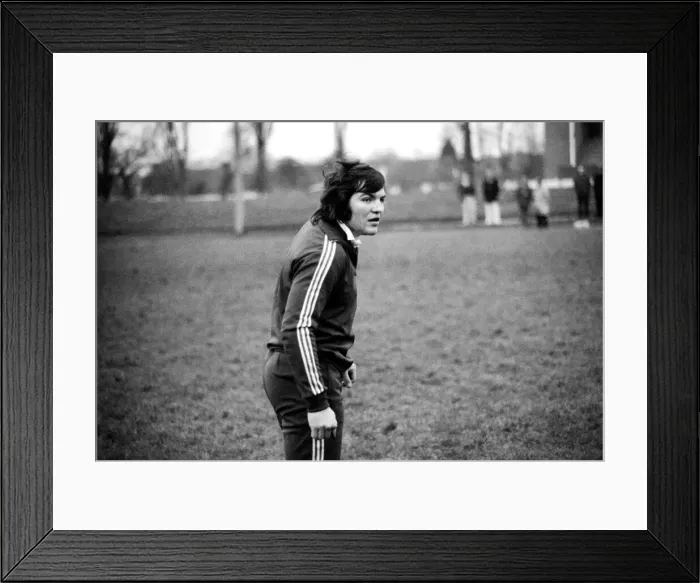 Framed Print : England rugby union team in training. The England rugby union team met at the Harlequins Framed Print : England rugby union team in training. The England rugby union team met at the Harlequins