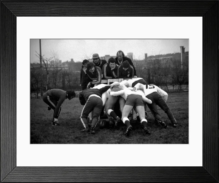 Framed Print : England rugby union team in training. The England rugby union team met at the Harlequins Framed Print : England rugby union team in training. The England rugby union team met at the Harlequins