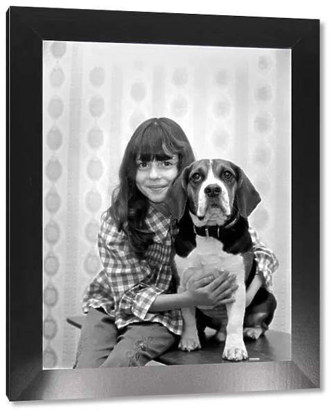 Girl and dog: Maxine Solvey and Beagle Shandy. March 1975 75-01260