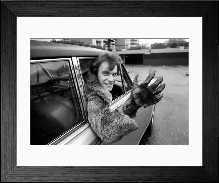 Framed Print : Humour: Comedy: Car: Comedian Freddie Starr. March 1975 75-01555-002 Framed Print : Humour: Comedy: Car: Comedian Freddie Starr. March 1975 75-01555-002