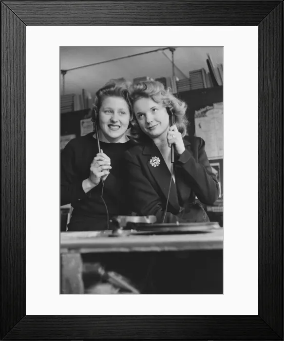 Framed Print : A day in the life of a Gramophone shop in the West End of London. 20th January 1958 Framed Print : A day in the life of a Gramophone shop in the West End of London. 20th January 1958