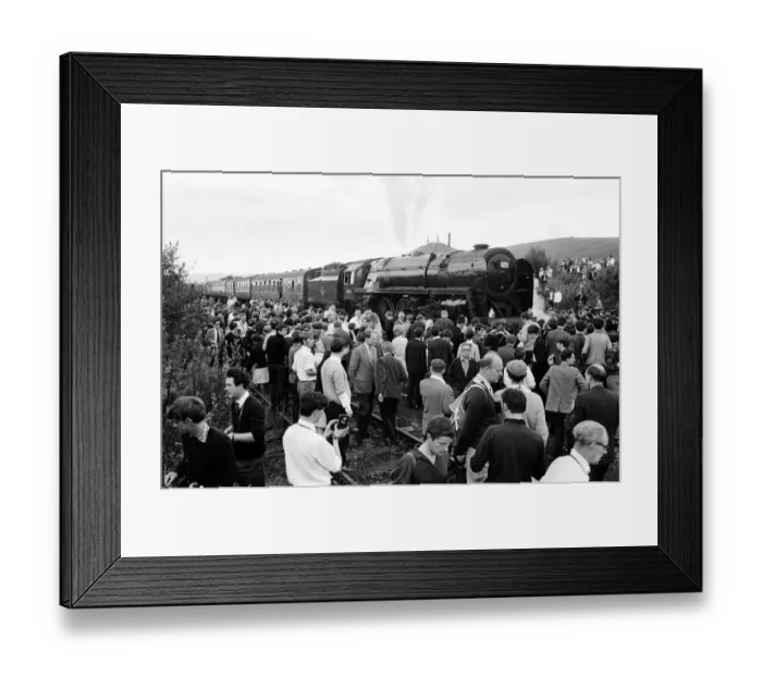Framed Print : The 1T57 Fifteen Guinea Special, the last main-line passenger train to be Framed Print : The 1T57 Fifteen Guinea Special, the last main-line passenger train to be