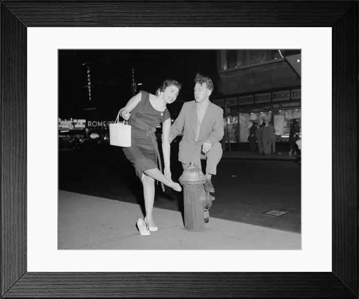 Framed Print : Keith Waterhouse Daily Mirror Newspaper Columnist, spends an evening in Times Square New Framed Print : Keith Waterhouse Daily Mirror Newspaper Columnist, spends an evening in Times Square New