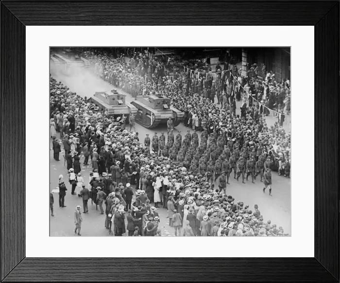 Framed Print : London victory march, Tanks and soldiers on parade. May 1919 Framed Print : London victory march, Tanks and soldiers on parade. May 1919
