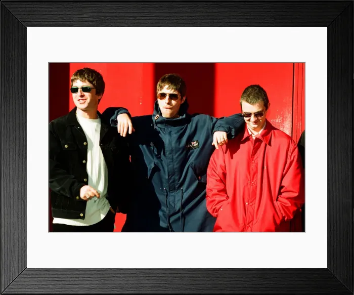 Framed Print : Oasis performing at the Metroradio Arena, Newcastle upon Tyne, United Kingdom