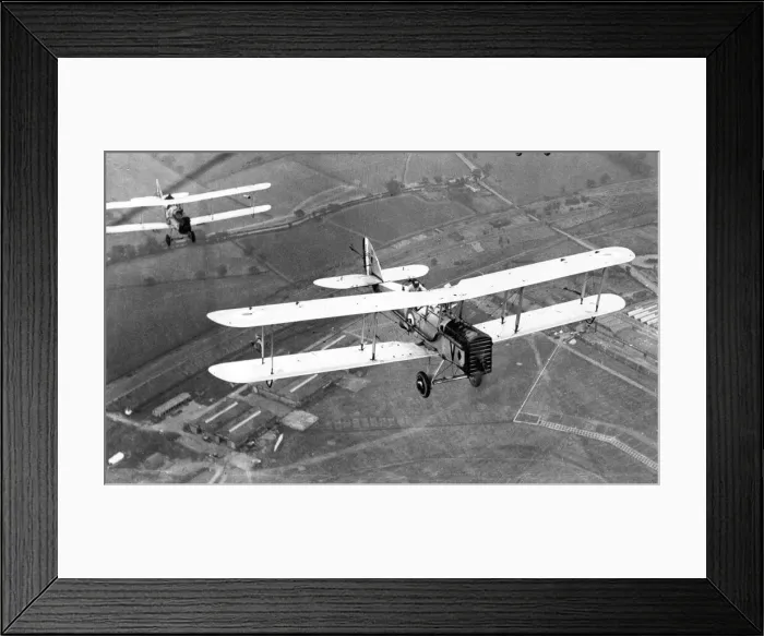 Framed Print : De Havilland DH4 Aircraft at the Hendon display. 27th June 1925 Framed Print : De Havilland DH4 Aircraft at the Hendon display. 27th June 1925