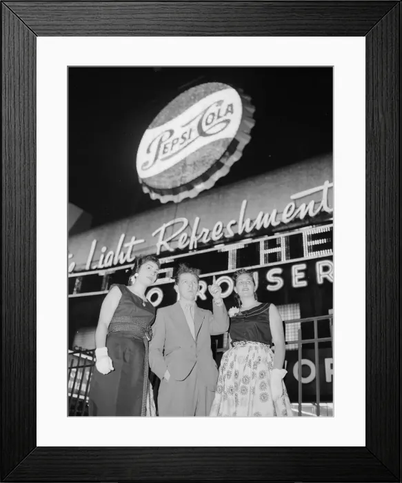 Framed Print : Keith Waterhouse Daily Mirror Newspaper Columnist, spends an evening in Times Square New Framed Print : Keith Waterhouse Daily Mirror Newspaper Columnist, spends an evening in Times Square New