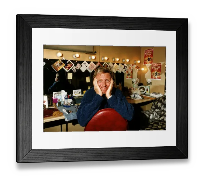 Framed Print : Tommy Steele at the Empire Theatre Sunderland February 1992