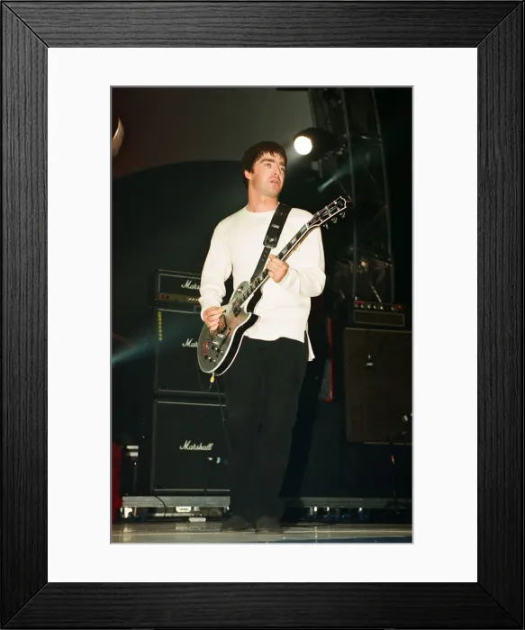 Framed Print : Oasis performing at the Metroradio Arena, Newcastle upon Tyne, United Kingdom Framed Print : Oasis performing at the Metroradio Arena, Newcastle upon Tyne, United Kingdom