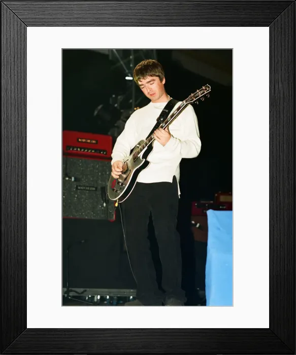 Framed Print : Oasis performing at the Metroradio Arena, Newcastle upon Tyne, United Kingdom Framed Print : Oasis performing at the Metroradio Arena, Newcastle upon Tyne, United Kingdom