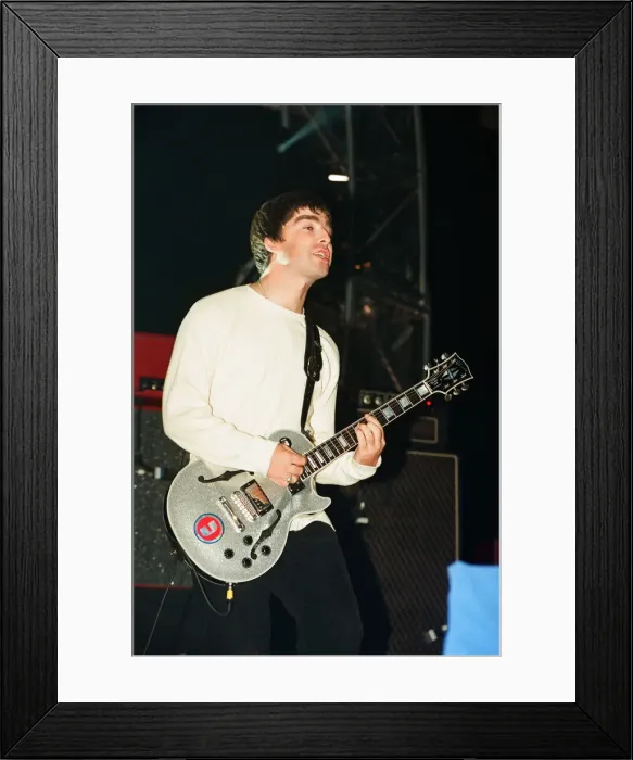 Framed Print : Oasis performing at the Metroradio Arena, Newcastle upon Tyne, United Kingdom Framed Print : Oasis performing at the Metroradio Arena, Newcastle upon Tyne, United Kingdom