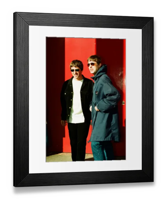 Framed Print : Oasis performing at the Metroradio Arena, Newcastle upon Tyne, United Kingdom Framed Print : Oasis performing at the Metroradio Arena, Newcastle upon Tyne, United Kingdom