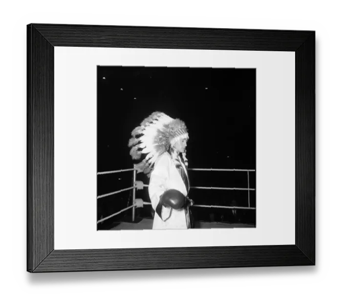 Framed Print : Jimmy Caldwell USA seen here at a Amateur Boxing contest at Wembley against England 2nd