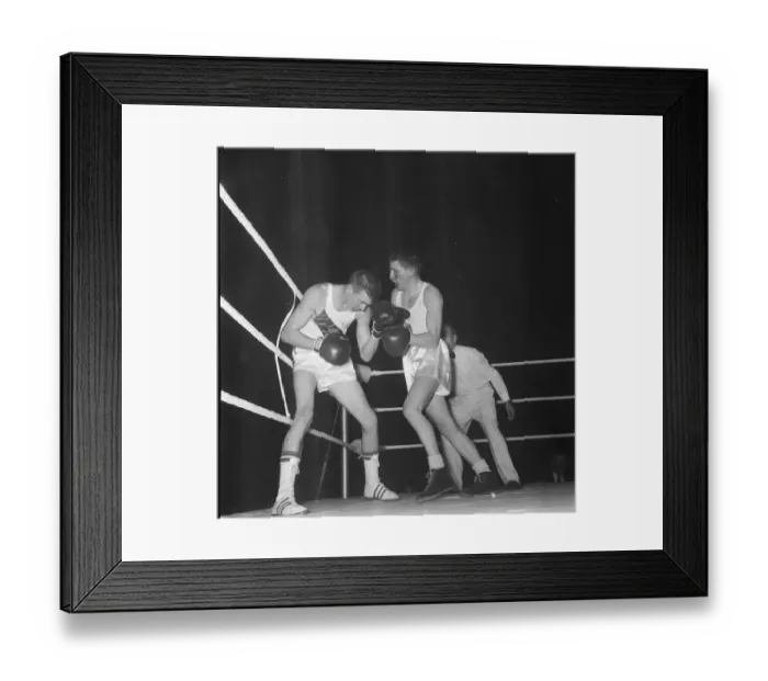 Framed Print : Action fron the England v USA Amateur Boxing contest at Wembley 2nd November 1961 Framed Print : Action fron the England v USA Amateur Boxing contest at Wembley 2nd November 1961