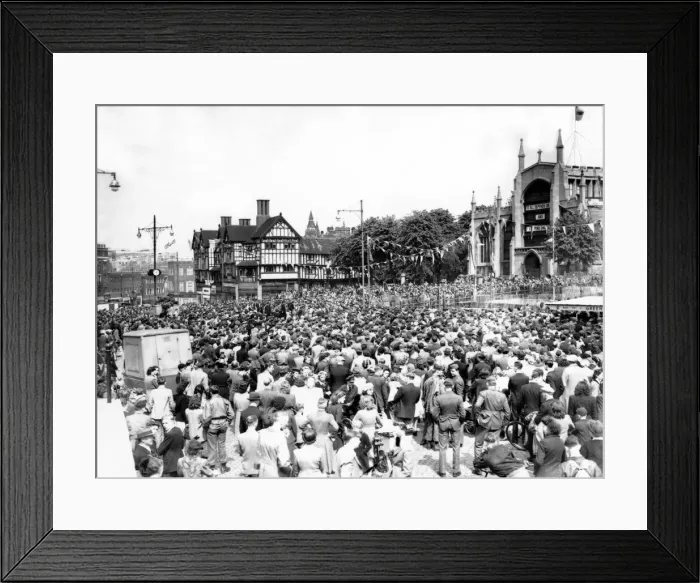 Framed Print : Outstanding VE Day scenes in Coventry were preserved for records of history by an
