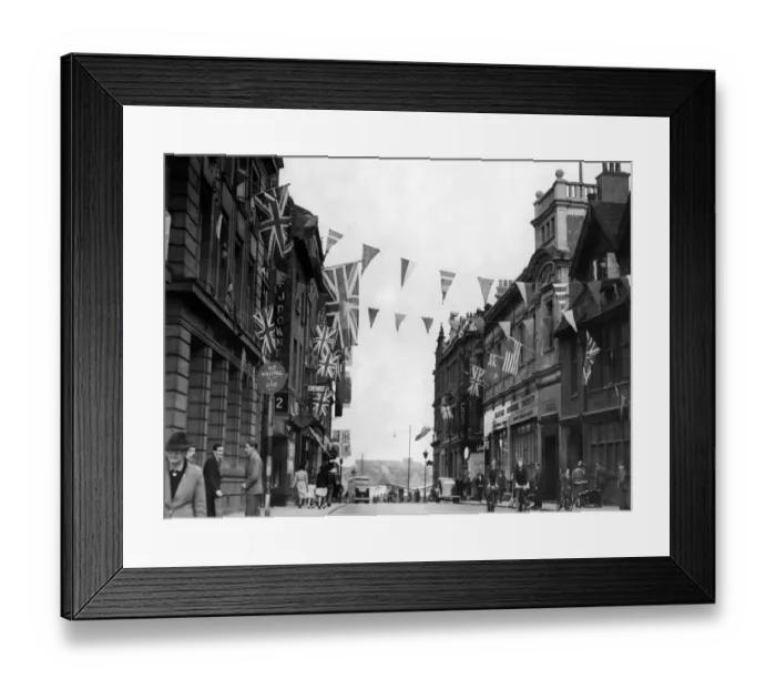 Framed Print : Coventrys High Street looking towards Earl Street is festooned with flags for the VE Framed Print : Coventrys High Street looking towards Earl Street is festooned with flags for the VE