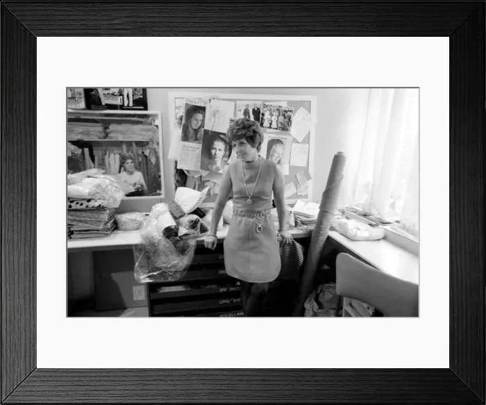 Framed Print : Fashion: Clothing: Designer in chief, at Susan Small in Wells Street, W. 1 Framed Print : Fashion: Clothing: Designer in chief, at Susan Small in Wells Street, W. 1