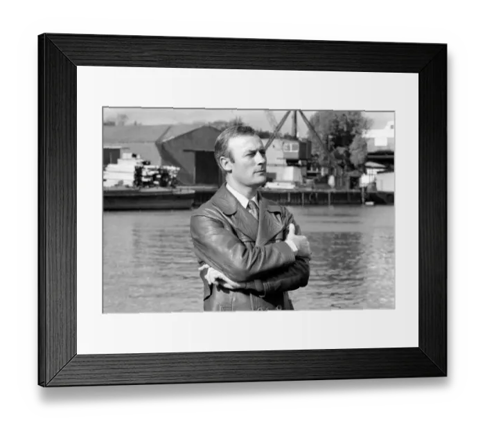 Framed Print : Edward Woodward actor who plays the role of David Callan in ITV Framed Print : Edward Woodward actor who plays the role of David Callan in ITV