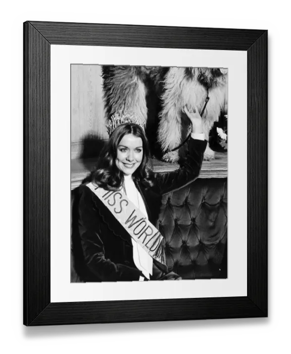 Framed Print : Miss United Kingdom, winner of the Miss World Contest 1974 Framed Print : Miss United Kingdom, winner of the Miss World Contest 1974