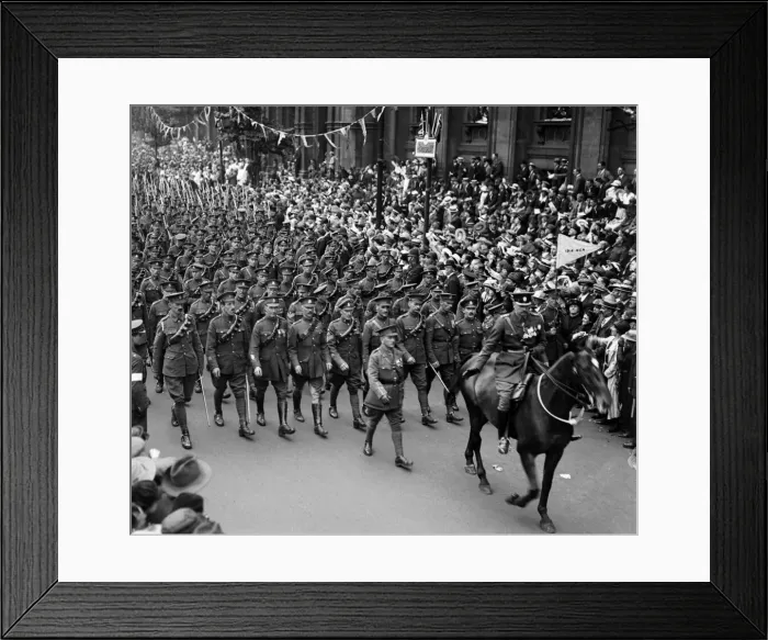 Framed Print : World War I Victory March through the streets of London Framed Print : World War I Victory March through the streets of London