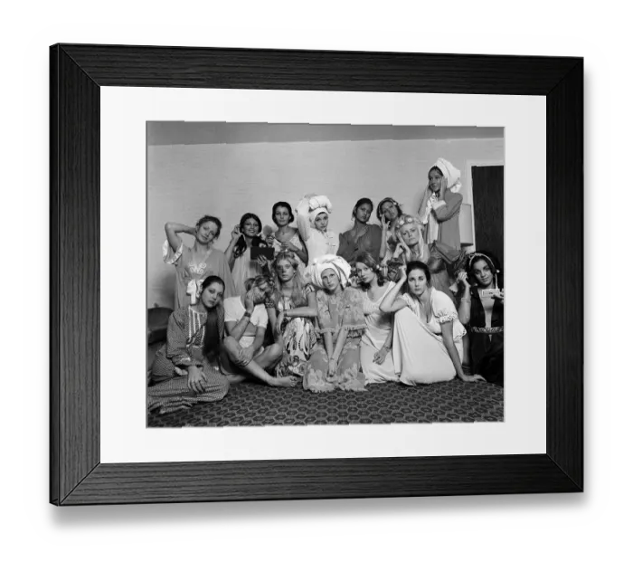 Framed Print : Lynda Carter, Nov 1972 Miss World Contestants 1972
