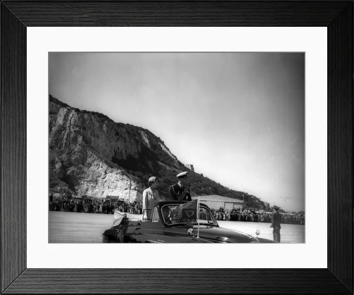 Framed Print : Queen Elizabeth with the Duke Of Edinburgh on tour in Gibraltar. 10th May 1954 Framed Print : Queen Elizabeth with the Duke Of Edinburgh on tour in Gibraltar. 10th May 1954