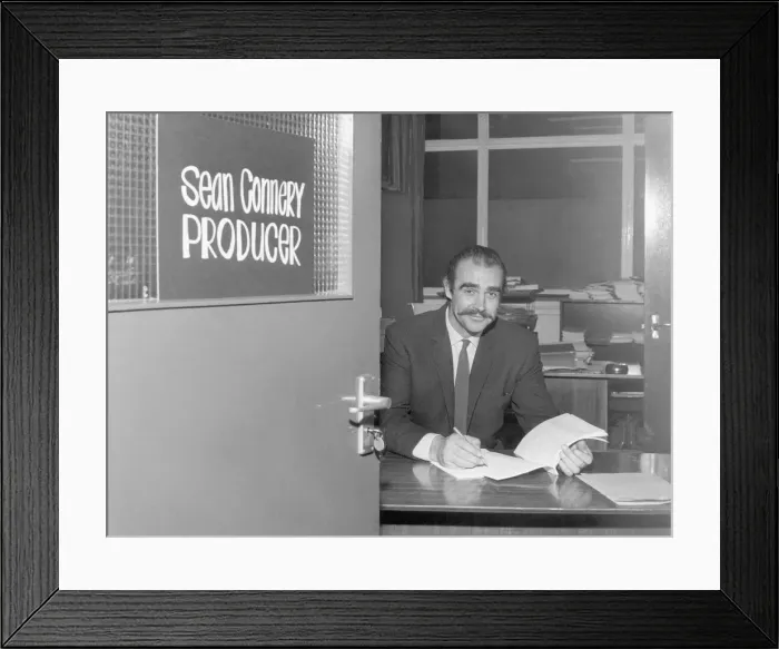 Framed Print : Scots film star Sean Connery is to produce a documentary on Fairfields shipyard workers Framed Print : Scots film star Sean Connery is to produce a documentary on Fairfields shipyard workers