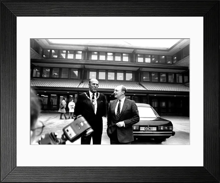 Framed Print : Neil Kinnock during a visit to Tyneisde where he offically opened Gateshead Council Framed Print : Neil Kinnock during a visit to Tyneisde where he offically opened Gateshead Council