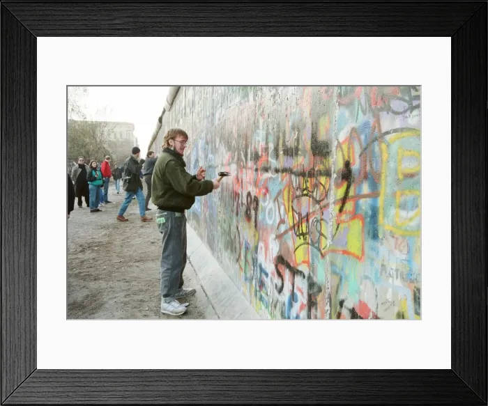 Framed Print : West Berlin, Germany, 10 days after relaxation of border crossing by GDR Government Framed Print : West Berlin, Germany, 10 days after relaxation of border crossing by GDR Government