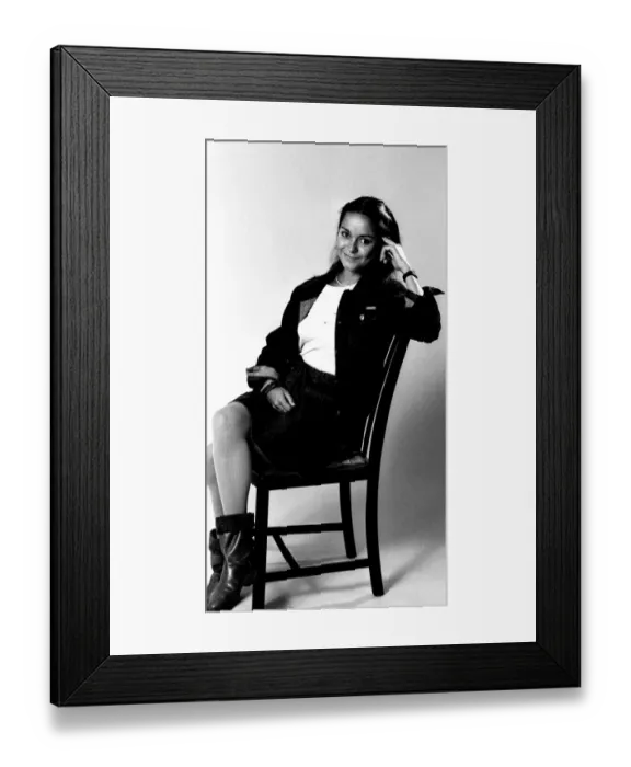 Framed Print : Actress Leonie Mellinger models for the Evening Chronicle 5 March 1982