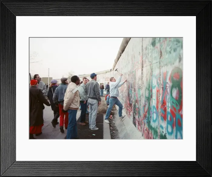 Framed Print : West Berlin, Germany, 10 days after relaxation of border crossing by GDR Government