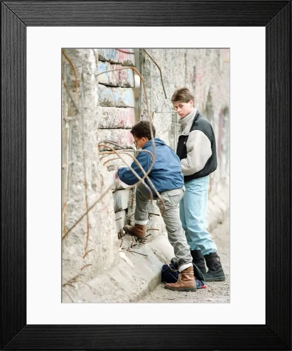 Framed Print : West Berlin, Germany 3 months after relaxation of border crossing by GDR Government Framed Print : West Berlin, Germany 3 months after relaxation of border crossing by GDR Government