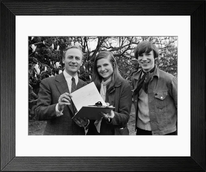 Framed Print : Filming of the final episode of the second series of the television programme Callan Framed Print : Filming of the final episode of the second series of the television programme Callan