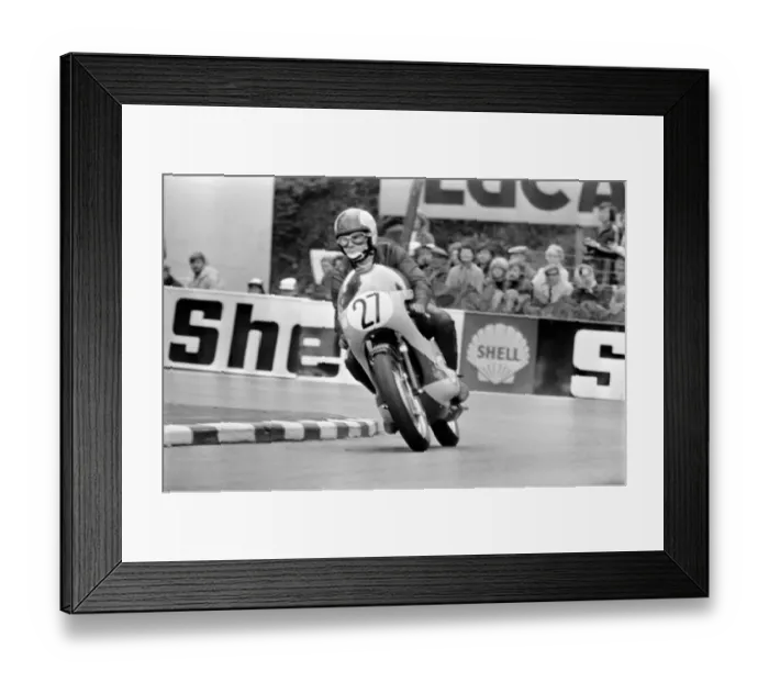 Framed Print : Action. Motorsport. I. O. M. T. T. Racing. 350cc Junior event in progress