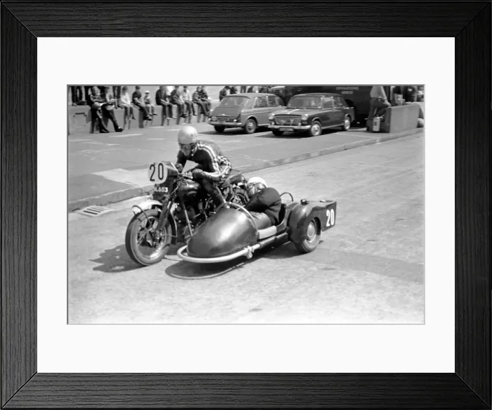 Framed Print : Classic. Motorsports. I. O. M. TT. Racing. Vintage Rally of Motor Cycles