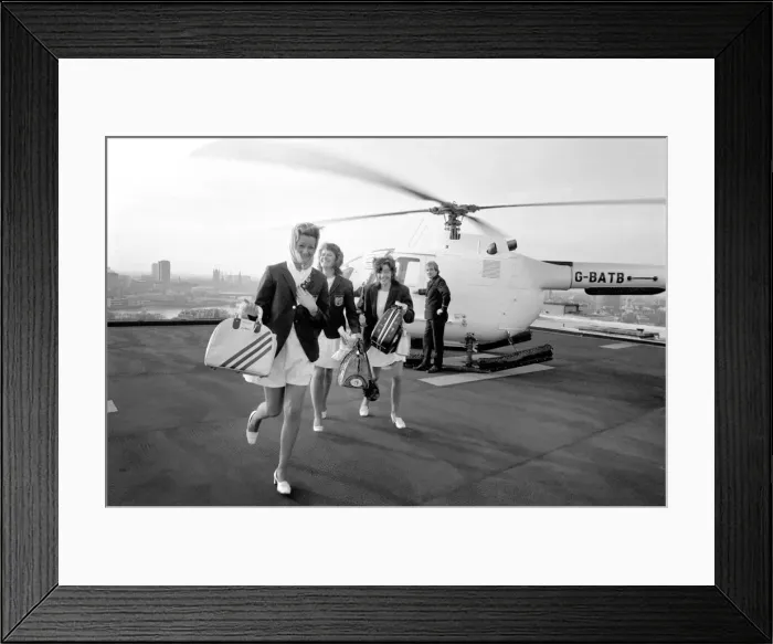 Framed Print : World Ten Pin Bowling Champs. Womens team arrive by helicopter. January 1975 75-00256-002 Framed Print : World Ten Pin Bowling Champs. Womens team arrive by helicopter. January 1975 75-00256-002