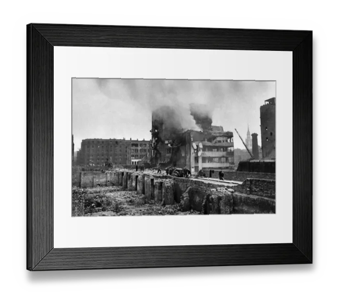 Framed Print : Blast damage at Falk Stadelman, Hatton Garden and Farringdon Street